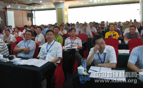 第16屆全國(guó)磨粒技術(shù)學(xué)術(shù)會(huì)議（CCAT2011）在烏魯木齊勝利召開 