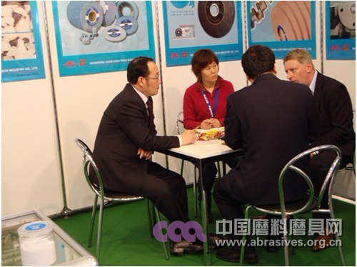 磨料磨具分會組團參展、參觀2012年德國國際磨削技術與設備展覽會紀實