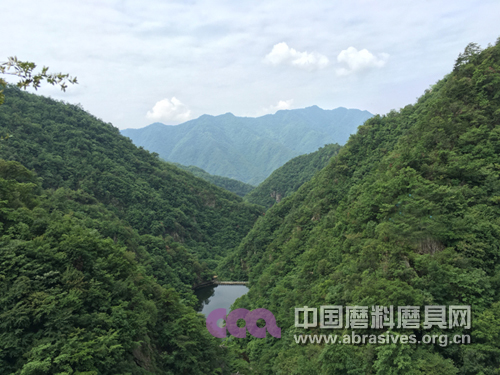 協(xié)會(huì)網(wǎng)站攜手西峽泰祥挺進(jìn)銀樹溝歡樂游