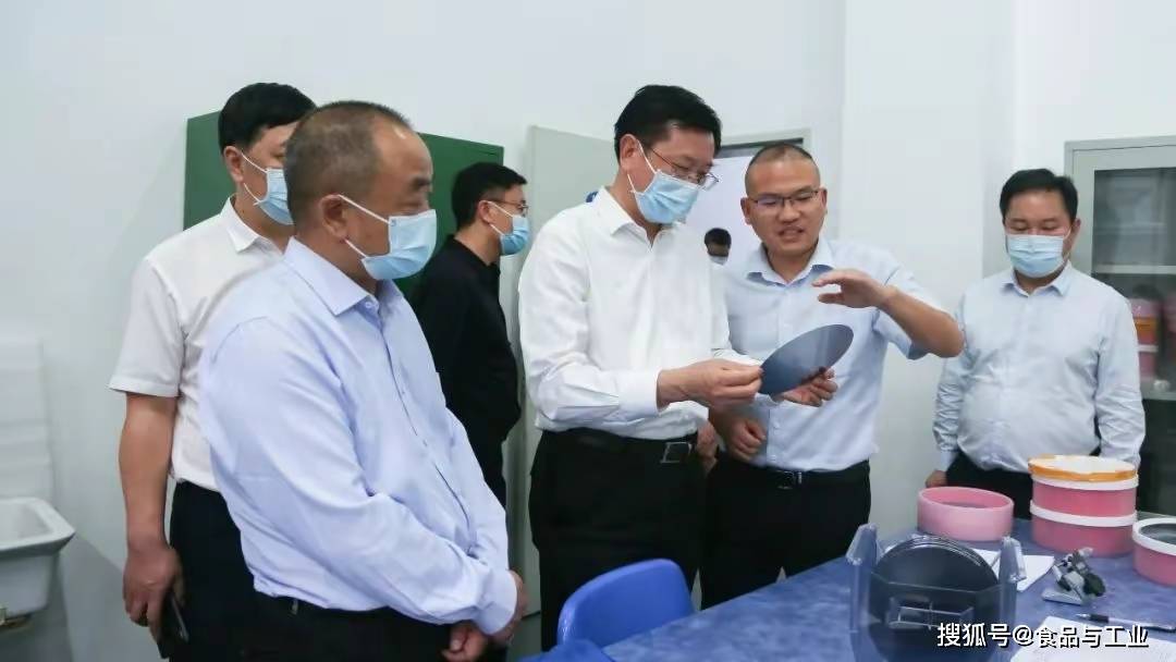 王建防赴鄭州計量先進(jìn)技術(shù)研究院和鄭州磨料磨具磨削研究所調(diào)研 